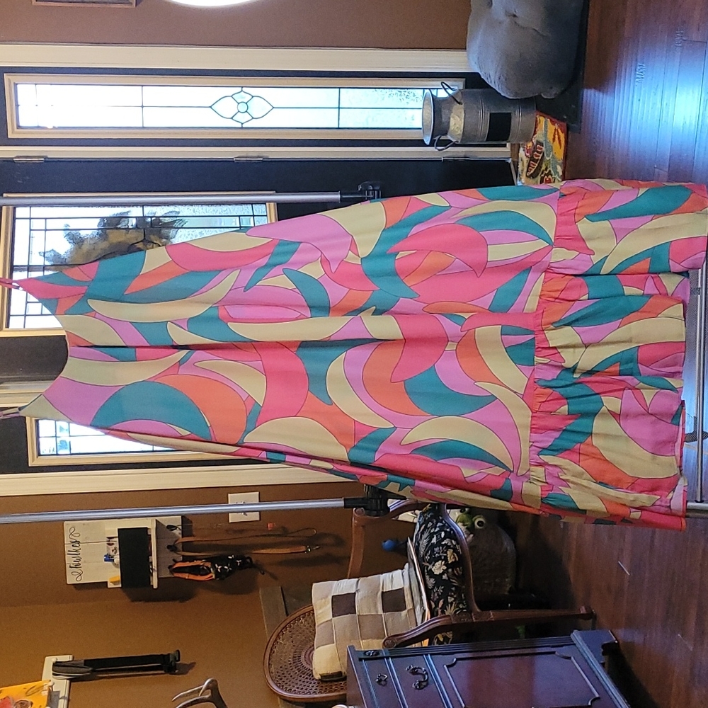 Maxi dress. Multicolor. NWT